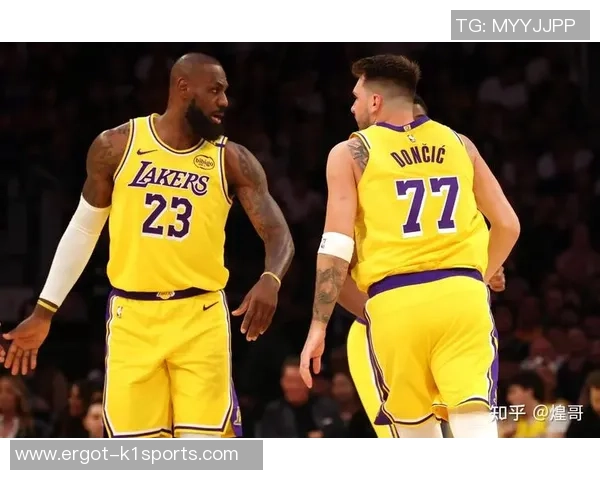 湖人112-108险胜76人 球员点评：2人满分，3人及格，4人崩盘